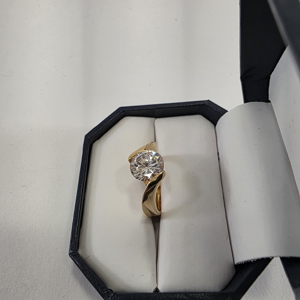 Solitaire Crystal Ring Gold-Tone Statement Cockta… - image 3